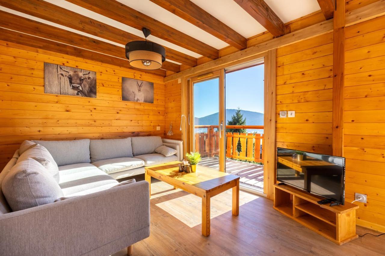 Chalet Les Tilleuls - Jolie Vue Montagne Et Lac Les Angles  Exterior photo