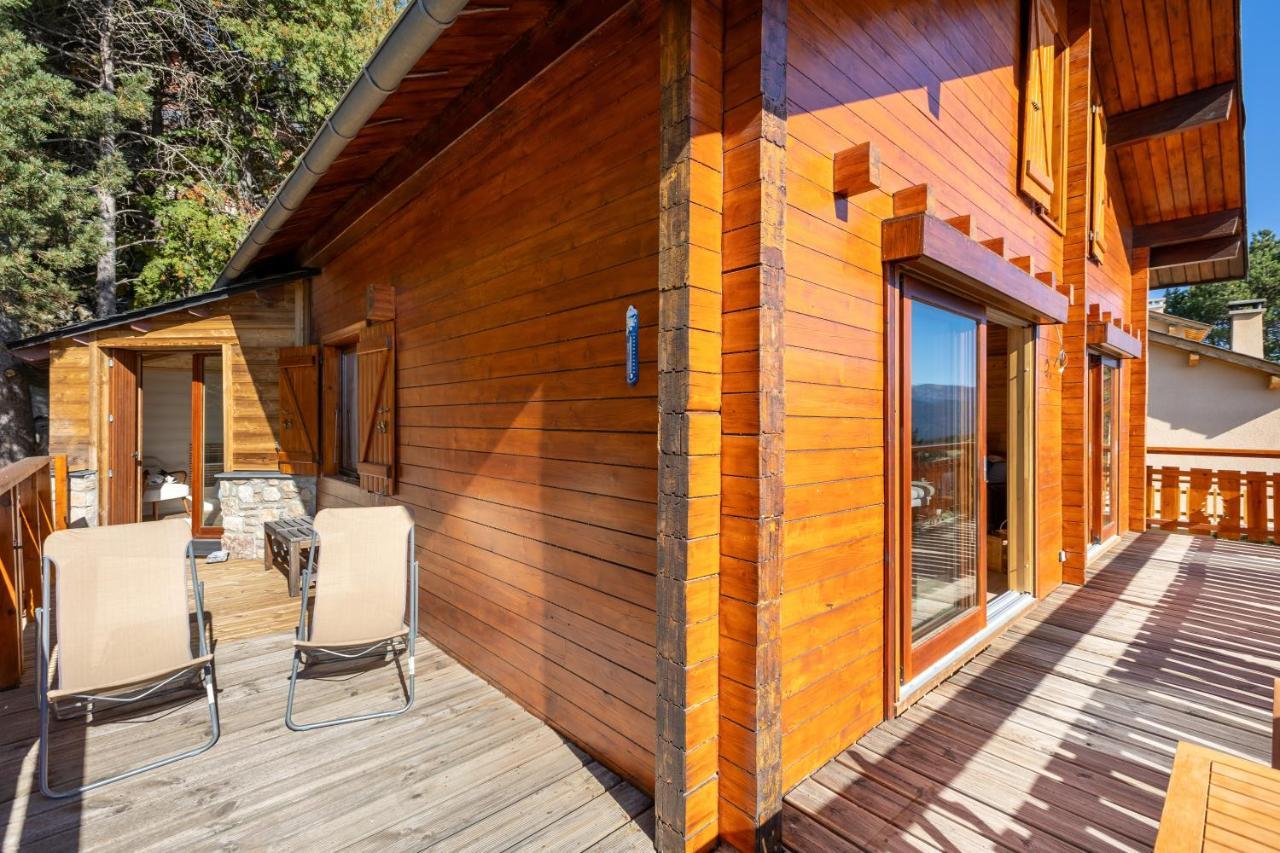 Chalet Les Tilleuls - Jolie Vue Montagne Et Lac Les Angles  Exterior photo